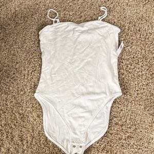 NWT Old Navy size M tall ribbed white body suit with adjustable straps